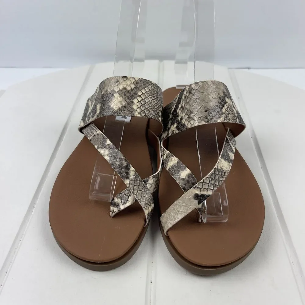 🫶STEVE MADDEN Athens Strappy Flat Sandal Natural Snake Faux Leather Size 7.5M - Picture 3 of 6